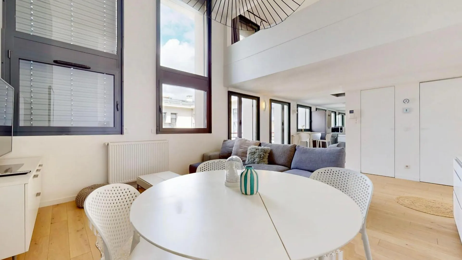 Апартаменты T3 En Duplex Au Centre Ville Анси Франция
