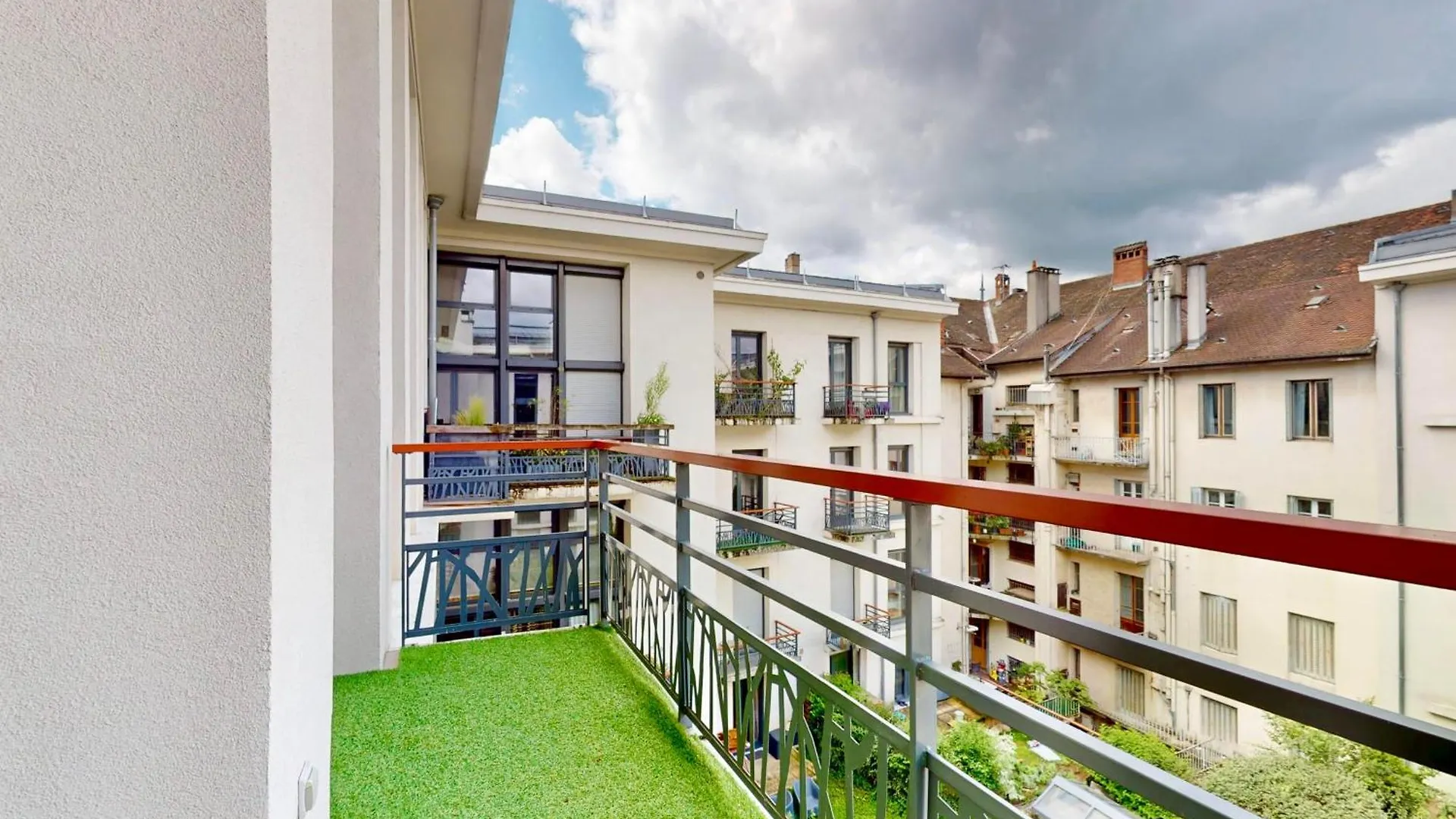 T3 En Duplex Au Centre Ville Анси Апартаменты